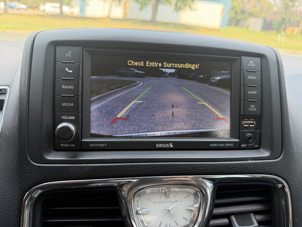 Chrysler Town & Country Limited Platinum 2016