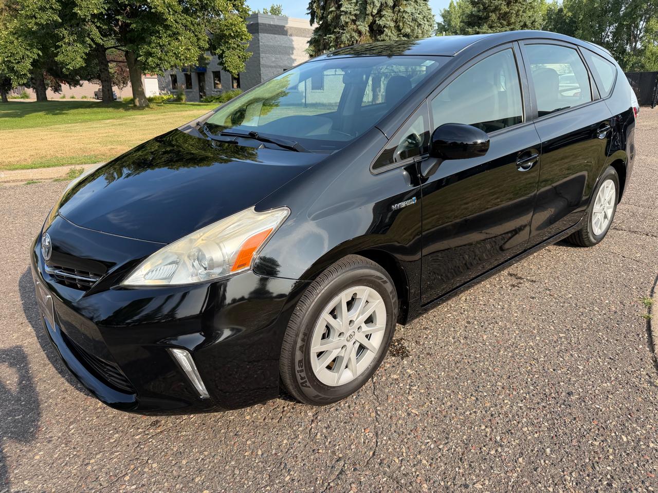 Toyota Prius V Three 2014