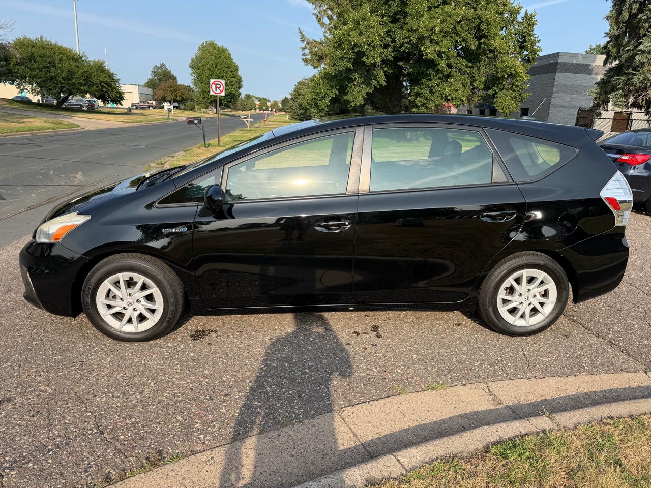 Toyota Prius V Three 2014