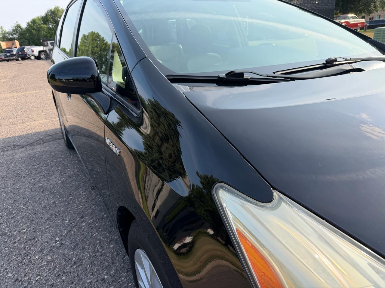 Toyota Prius V Three 2014