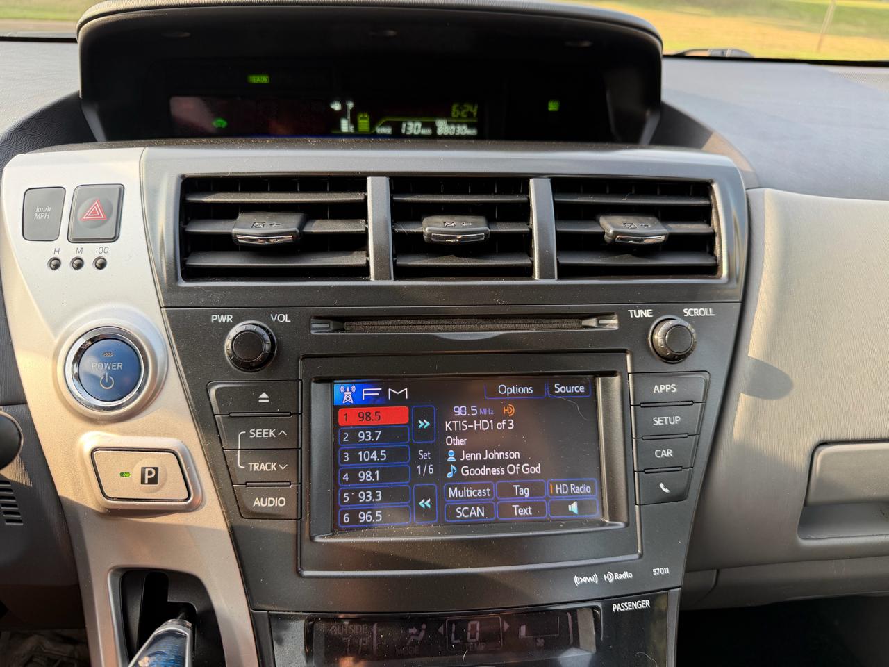 Toyota Prius V Three 2014