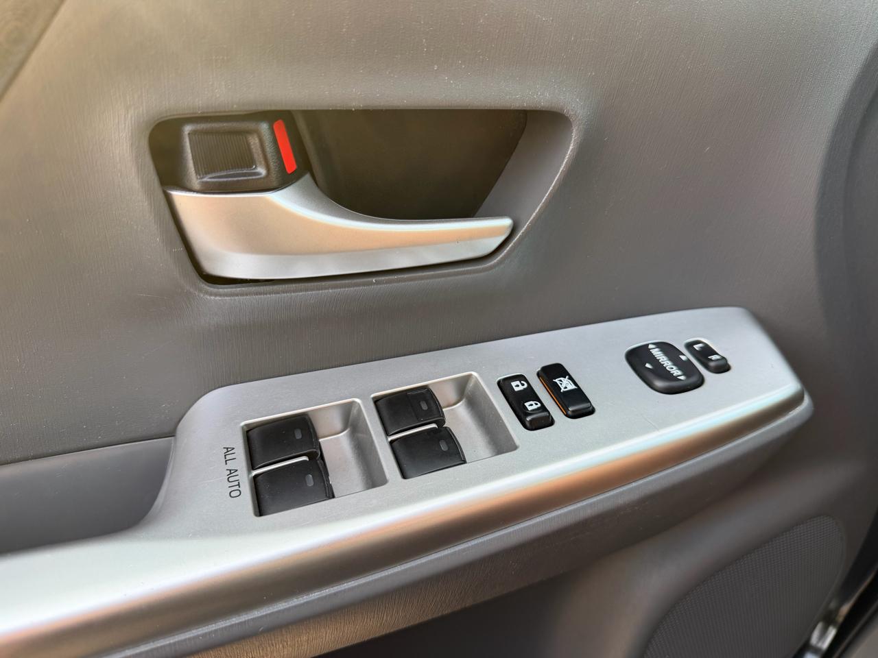 Toyota Prius V Three 2014