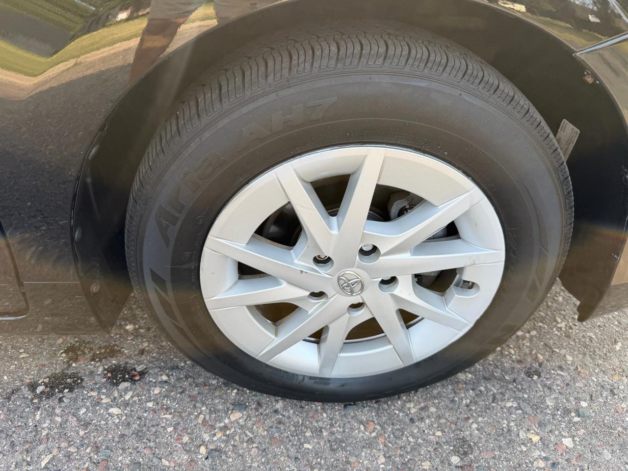 Toyota Prius V Three 2014