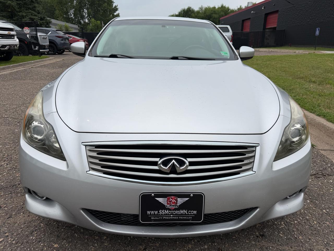 Infiniti G Coupe x AWD 2012
