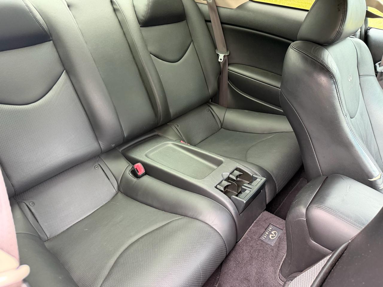 Infiniti G Coupe x AWD 2012