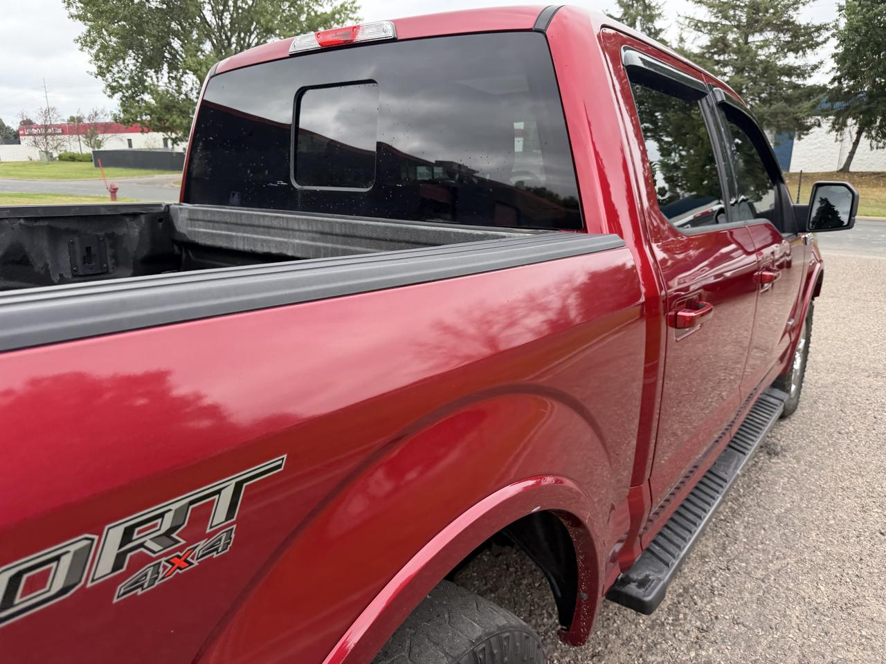 Ford F-150 Lariat SuperCrew 4WD 2017