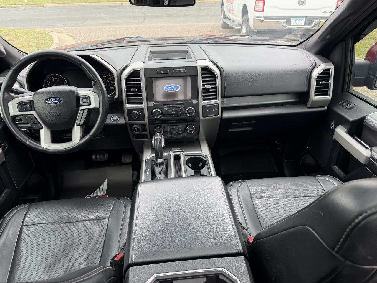 Ford F-150 Lariat SuperCrew 4WD 2017