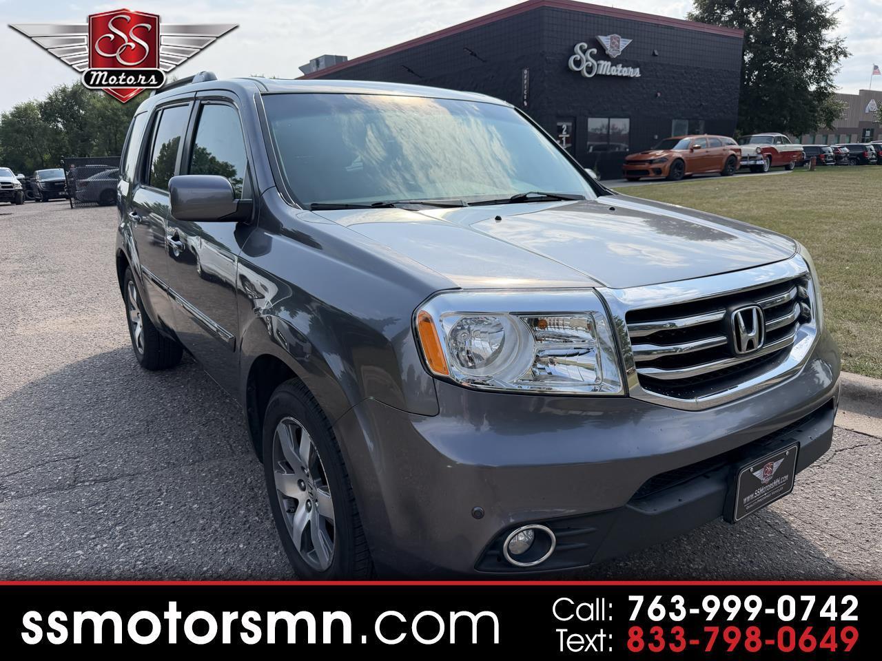 Honda Pilot Touring 4WD 5-Spd AT with DVD 2015