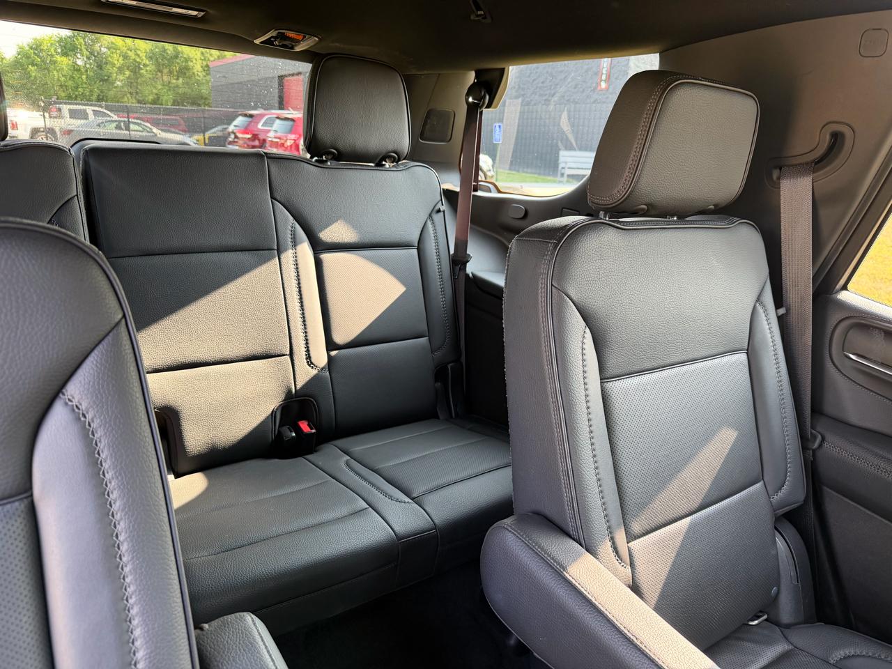 GMC Yukon Denali 4WD 2021