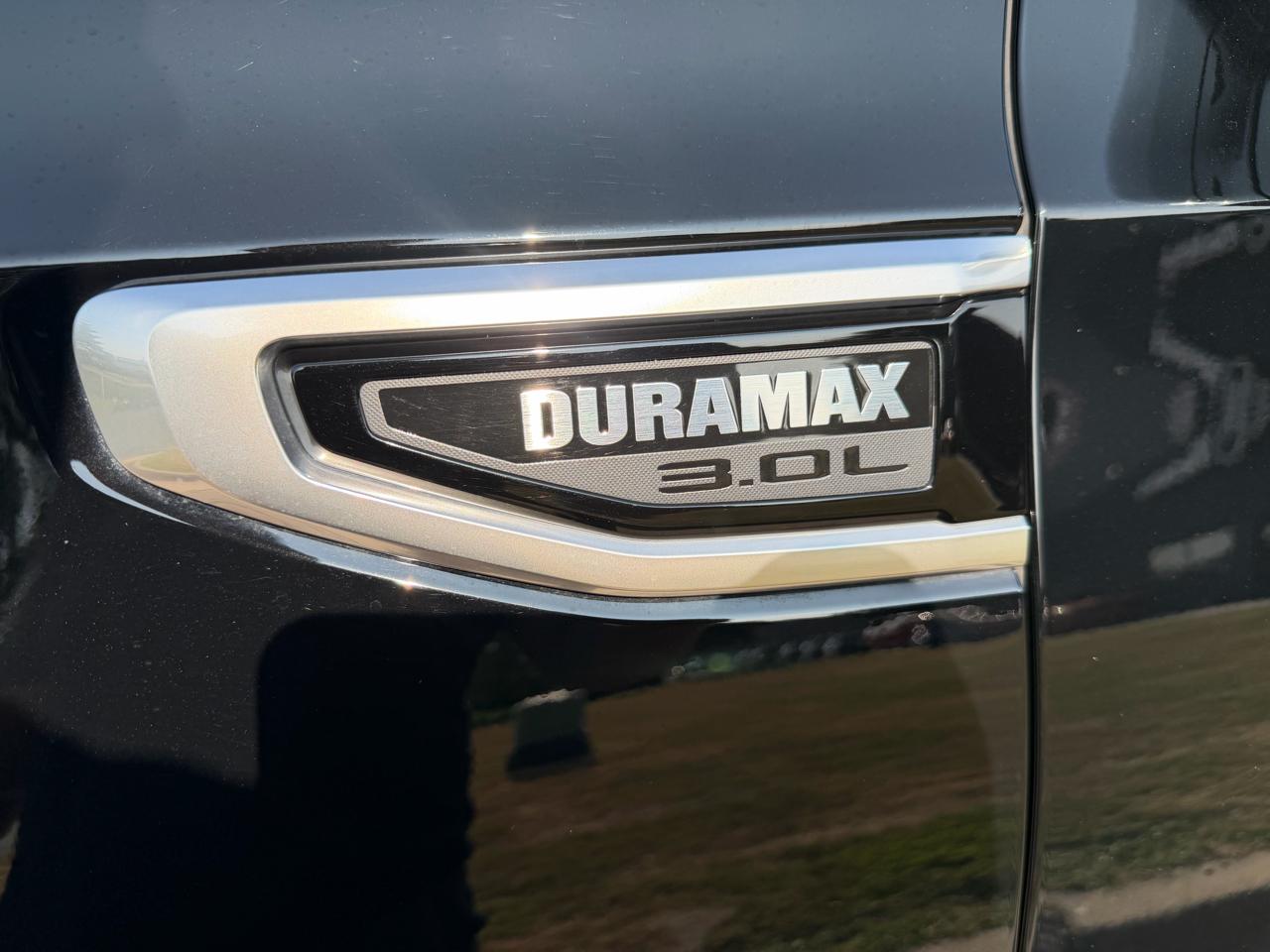 GMC Yukon Denali 4WD 2021