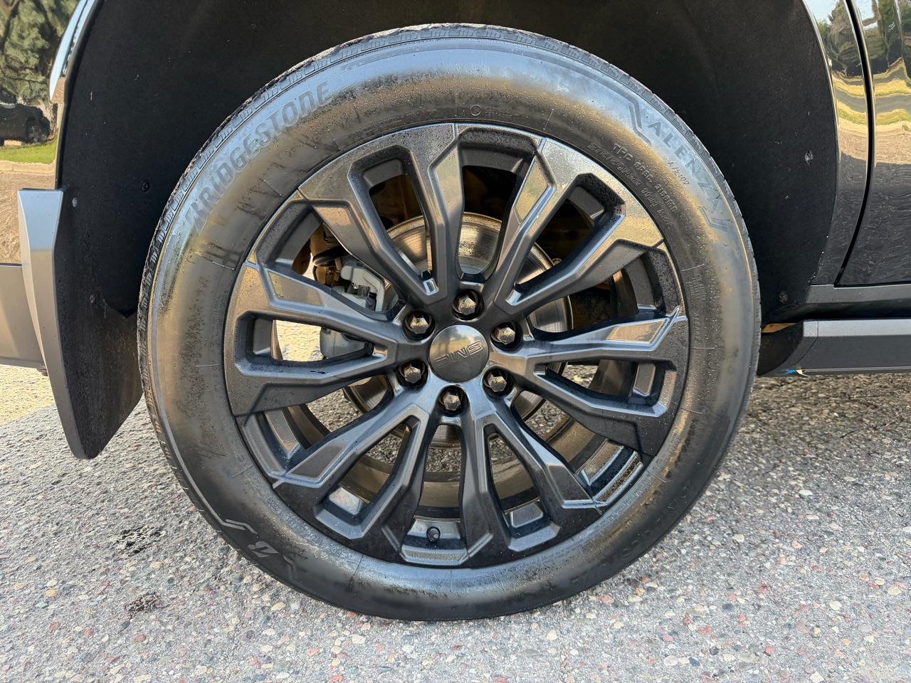 GMC Yukon Denali 4WD 2021