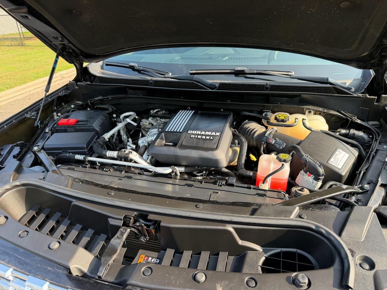 GMC Yukon Denali 4WD 2021