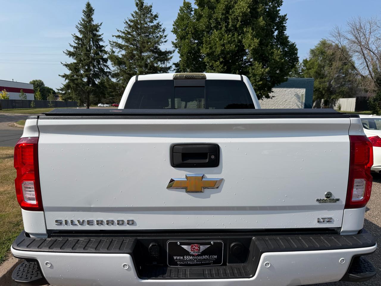 Chevrolet Silverado 1500 LTZ Crew Cab 4WD 2017
