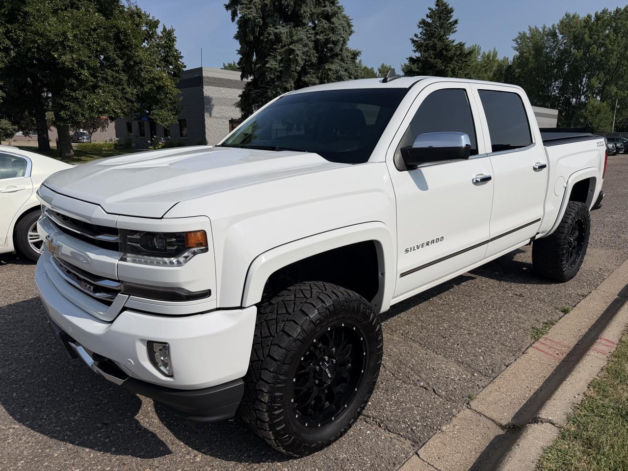 Chevrolet Silverado 1500 LTZ Crew Cab 4WD 2017