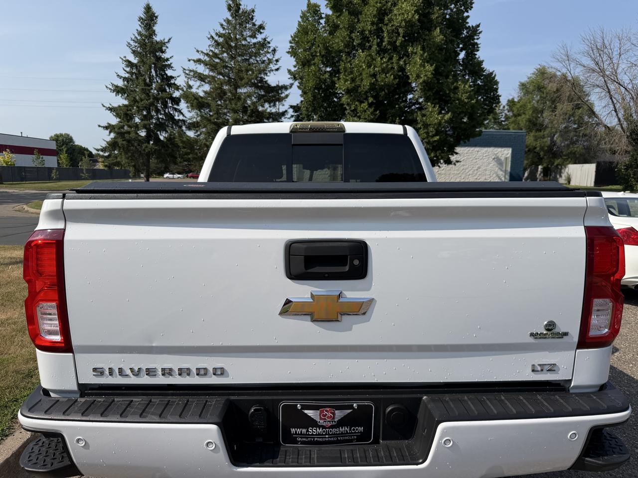 Chevrolet Silverado 1500 LTZ Crew Cab 4WD 2017
