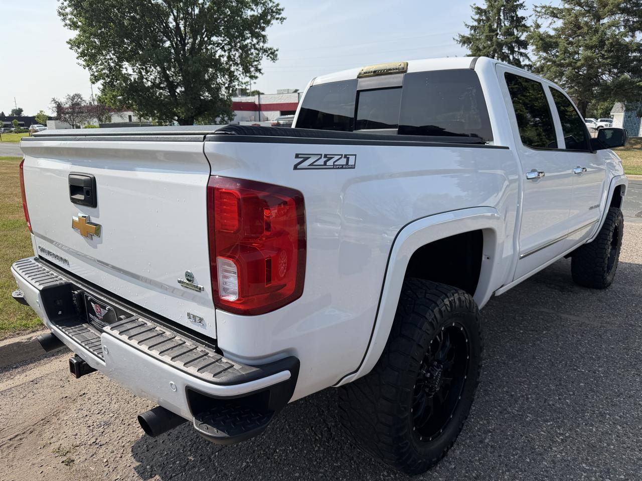 Chevrolet Silverado 1500 LTZ Crew Cab 4WD 2017