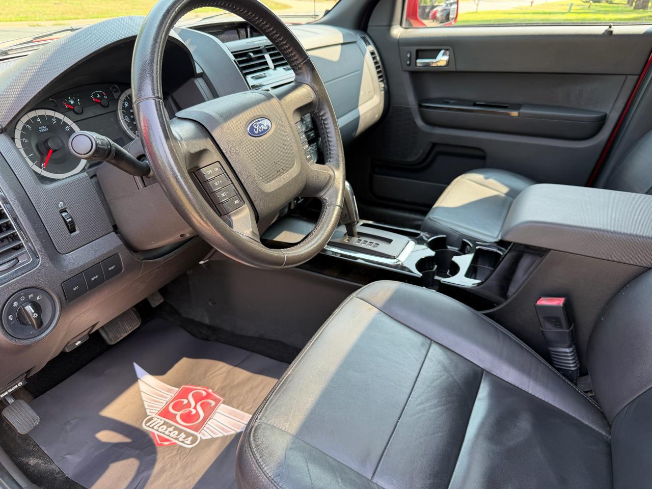 Ford Escape Limited FWD 2010