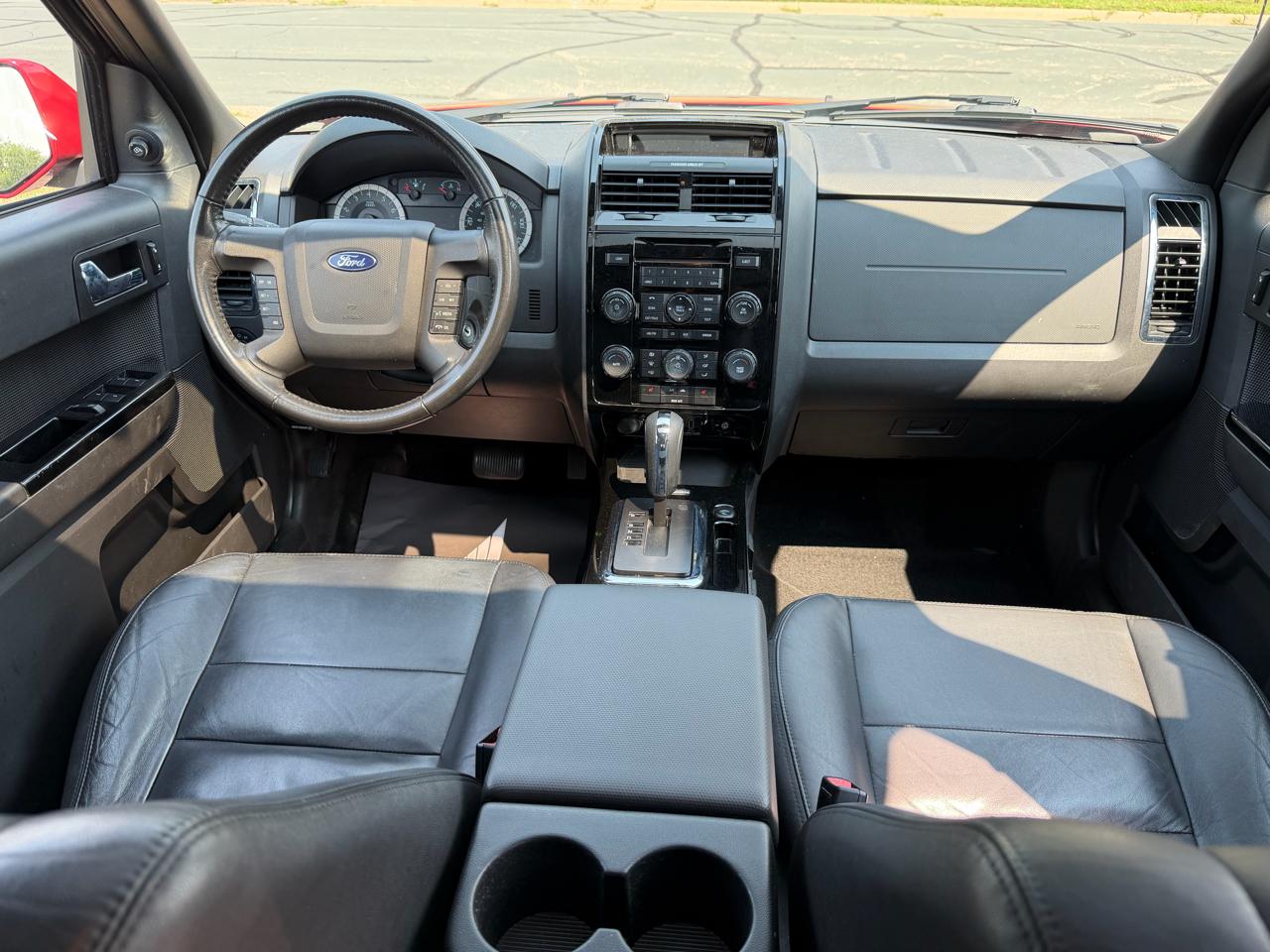 Ford Escape Limited FWD 2010