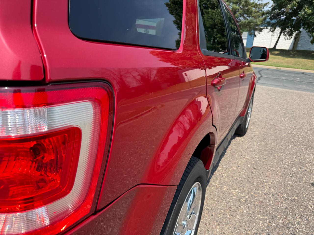 Ford Escape Limited FWD 2010