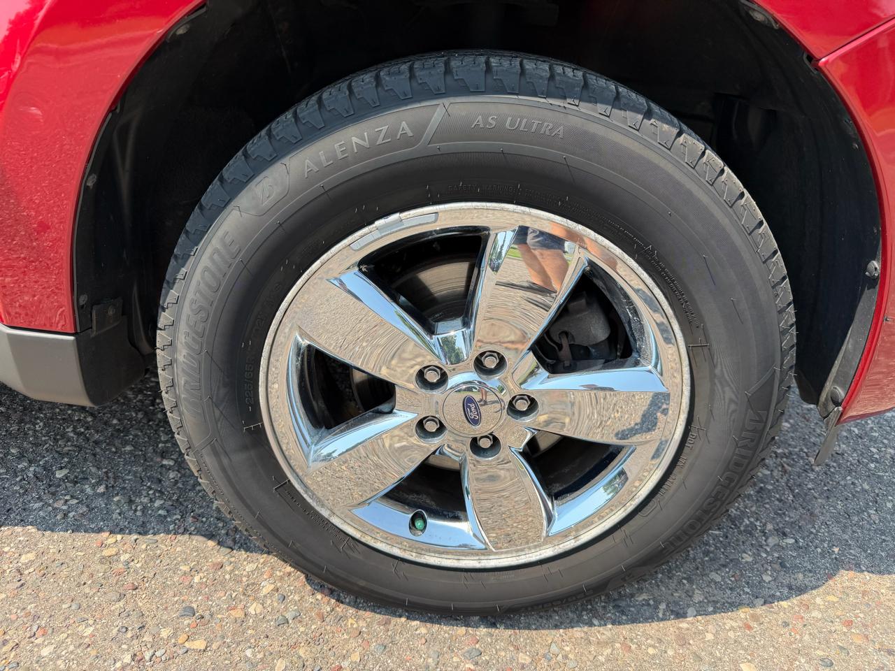 Ford Escape Limited FWD 2010