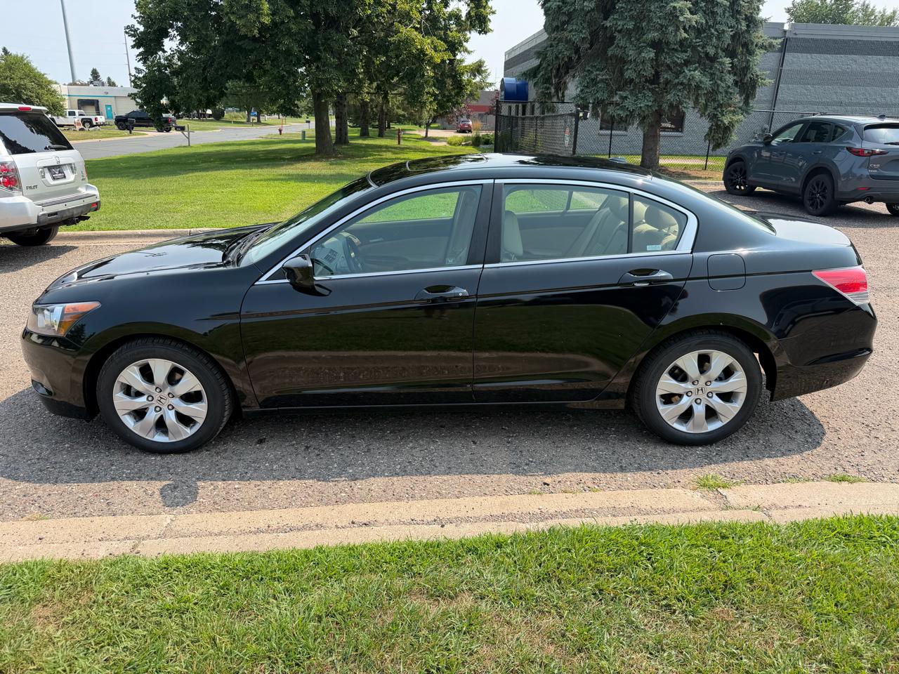 Honda Accord EX-L Sedan AT 2009