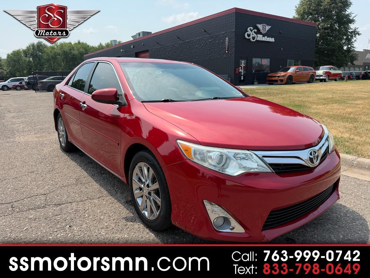 Toyota Camry XLE V6 2012