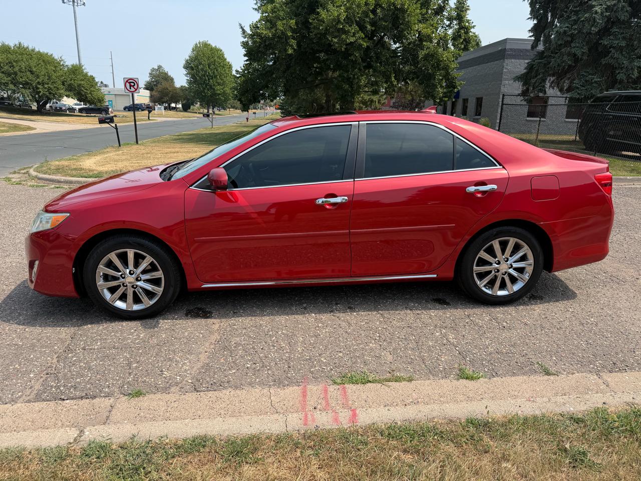 Toyota Camry XLE V6 2012
