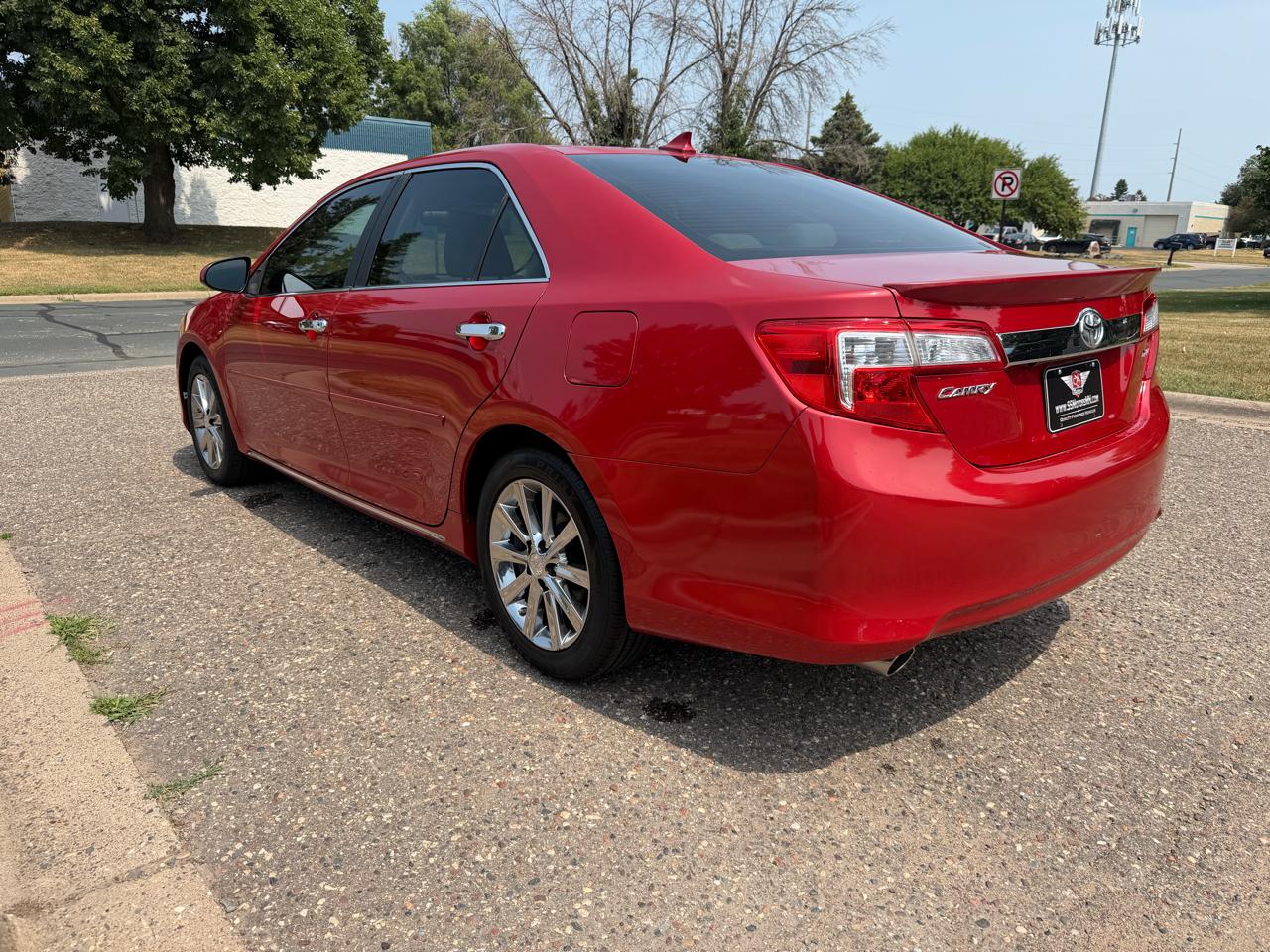 Toyota Camry XLE V6 2012