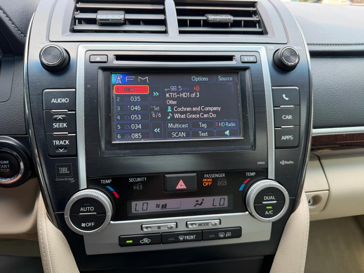 Toyota Camry XLE V6 2012