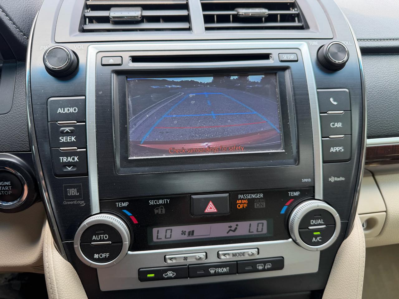 Toyota Camry XLE V6 2012