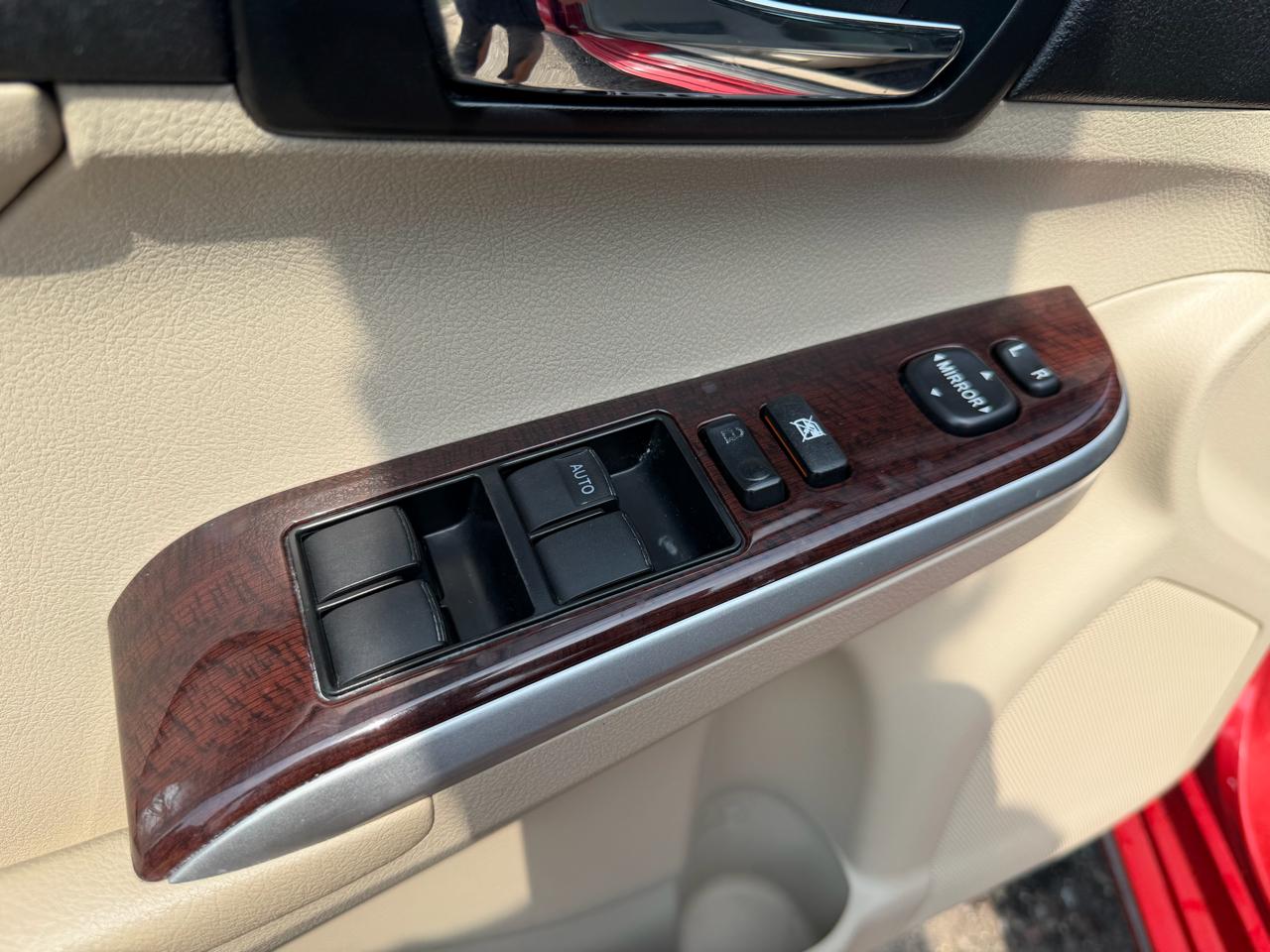 Toyota Camry XLE V6 2012