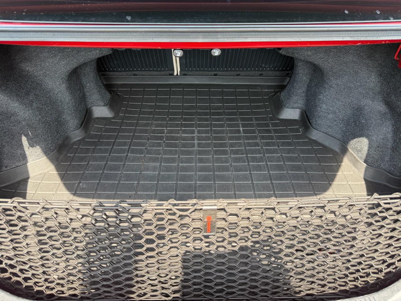 Toyota Camry XLE V6 2012