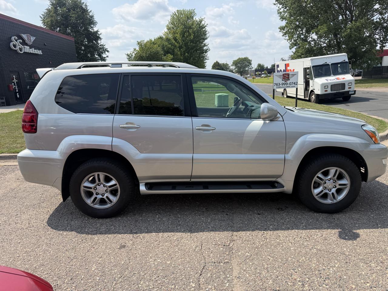 Lexus GX 470 Sport Utility 2004