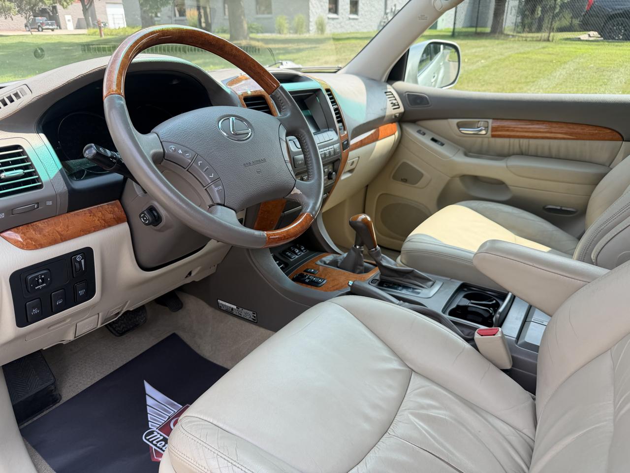 Lexus GX 470 Sport Utility 2004
