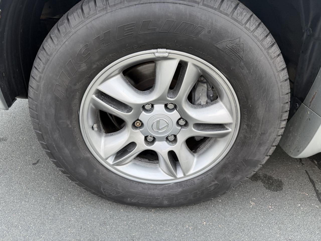Lexus GX 470 Sport Utility 2004