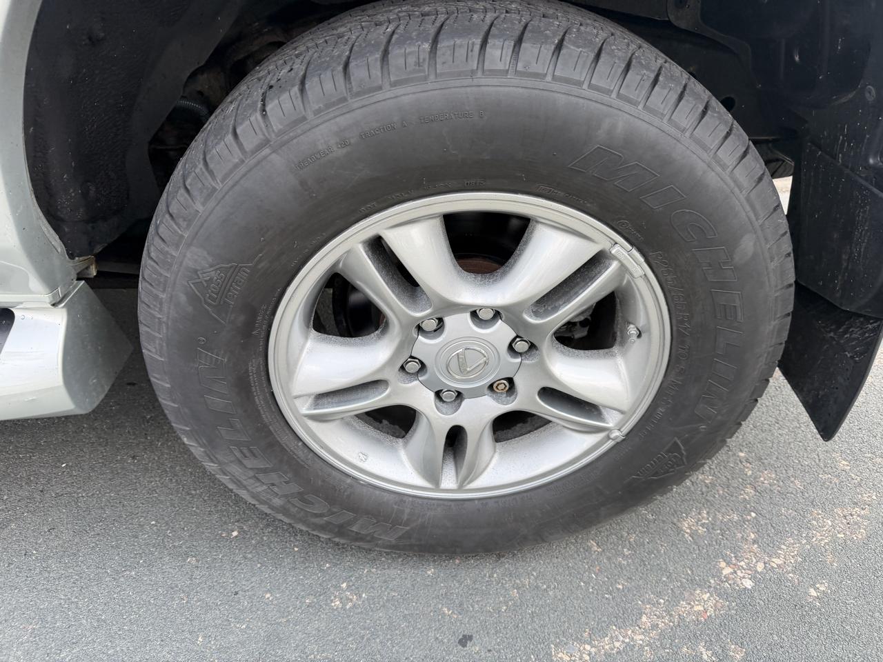 Lexus GX 470 Sport Utility 2004