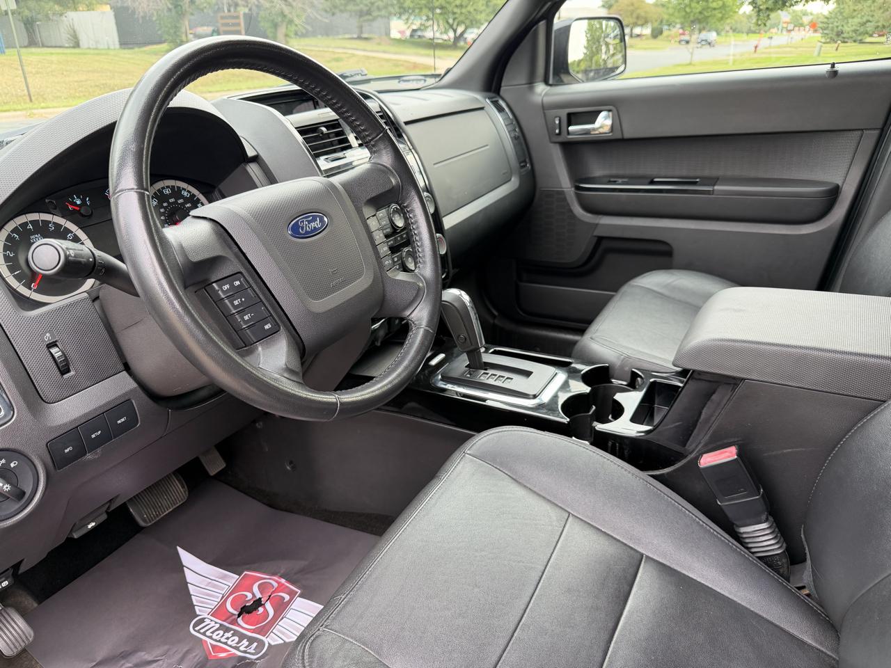 Ford Escape Limited 4WD 2011