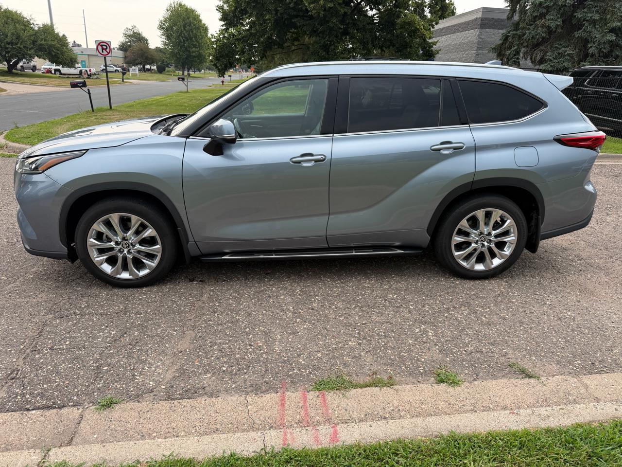 Toyota Highlander Limited AWD V6 2020