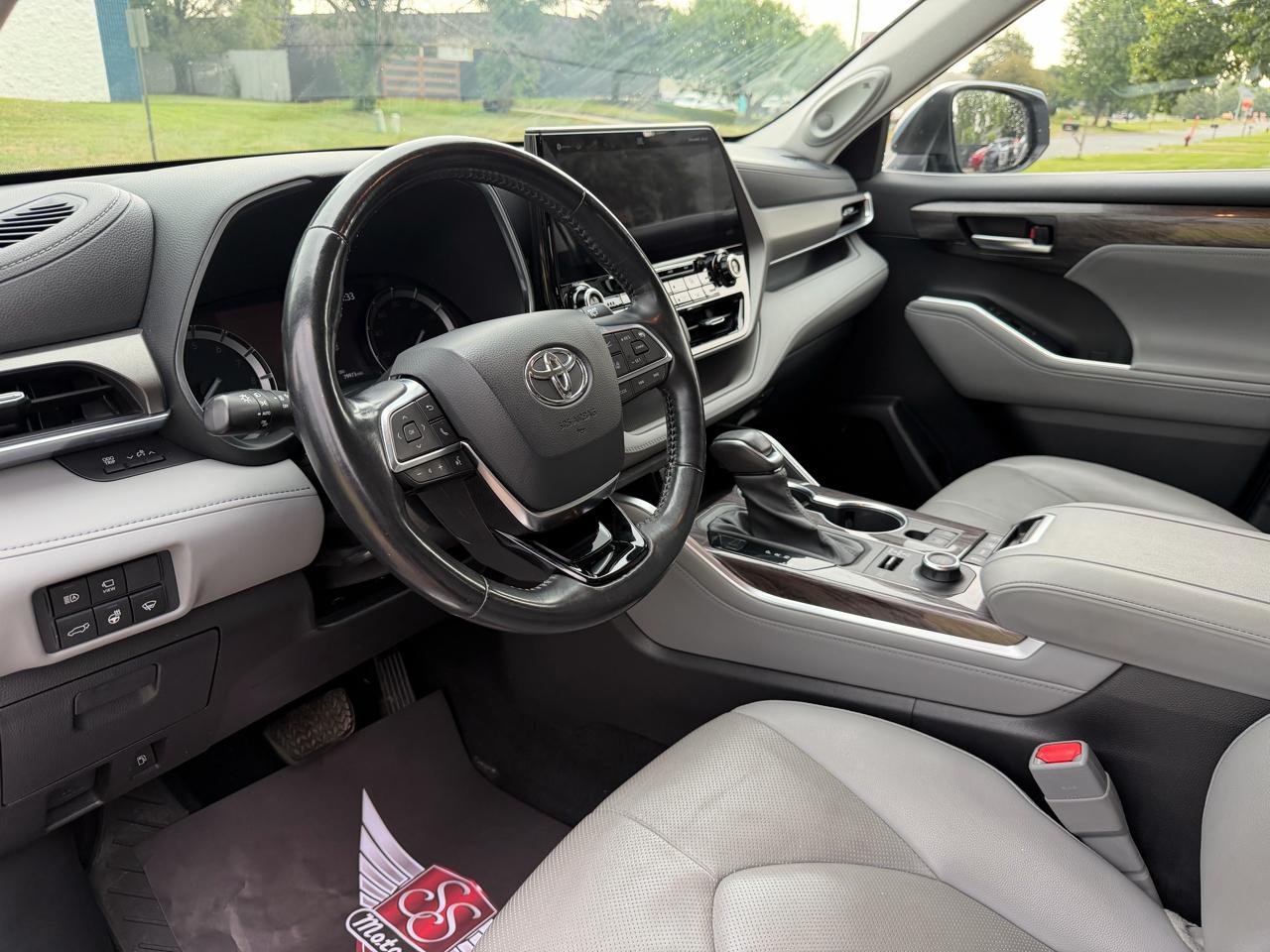 Toyota Highlander Limited AWD V6 2020