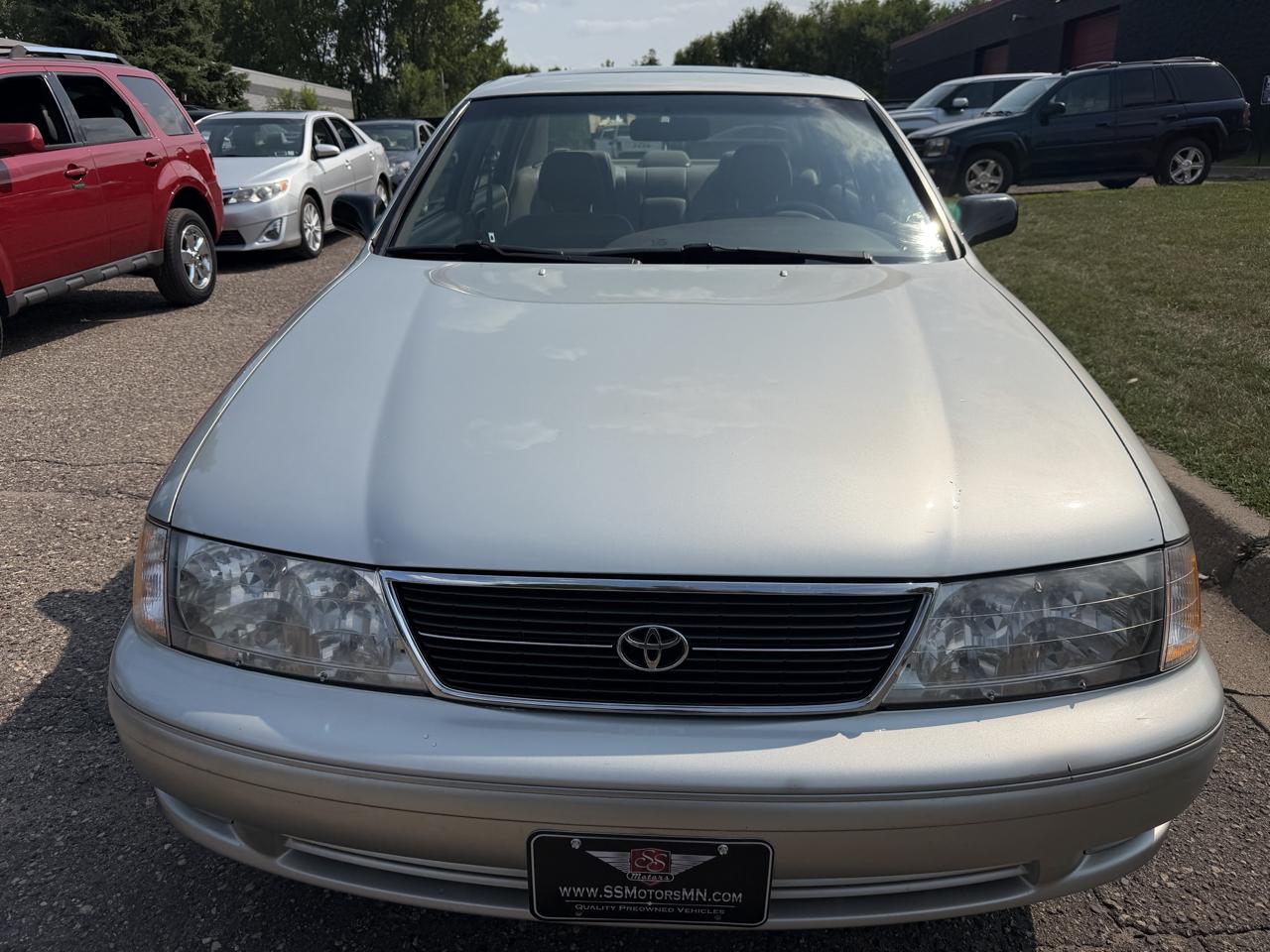 Toyota Avalon XL 1999