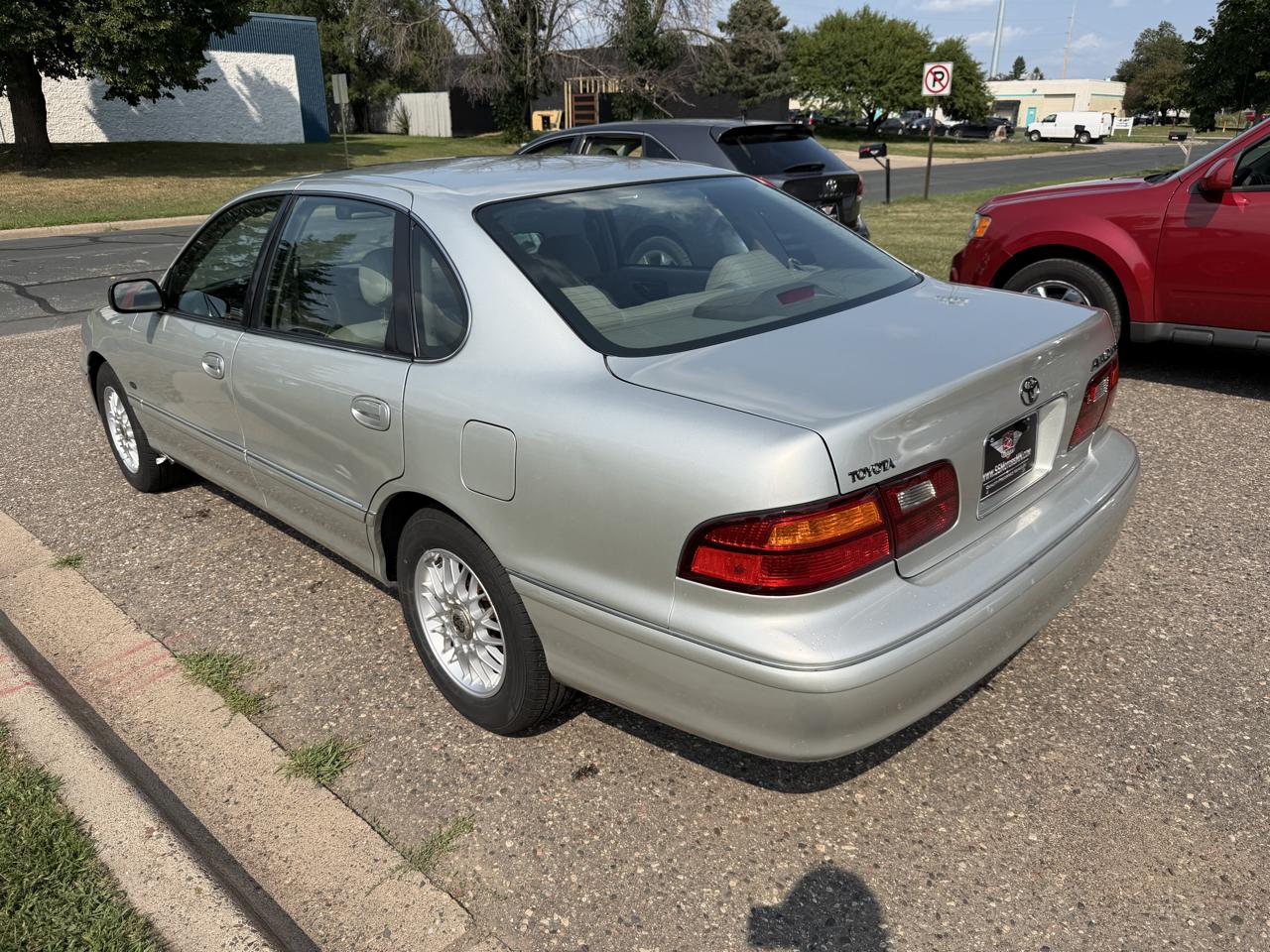 Toyota Avalon XL 1999