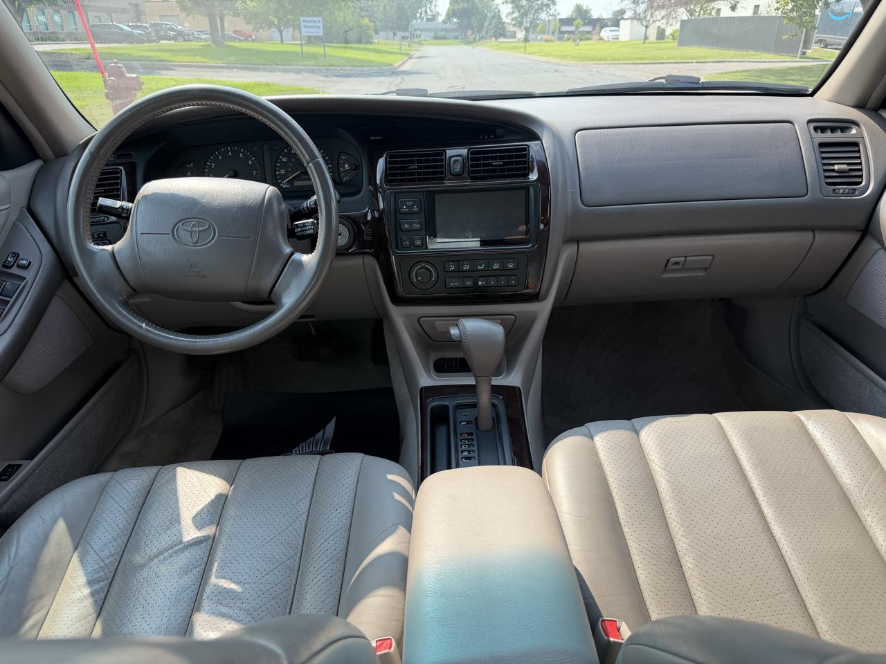 Toyota Avalon XL 1999