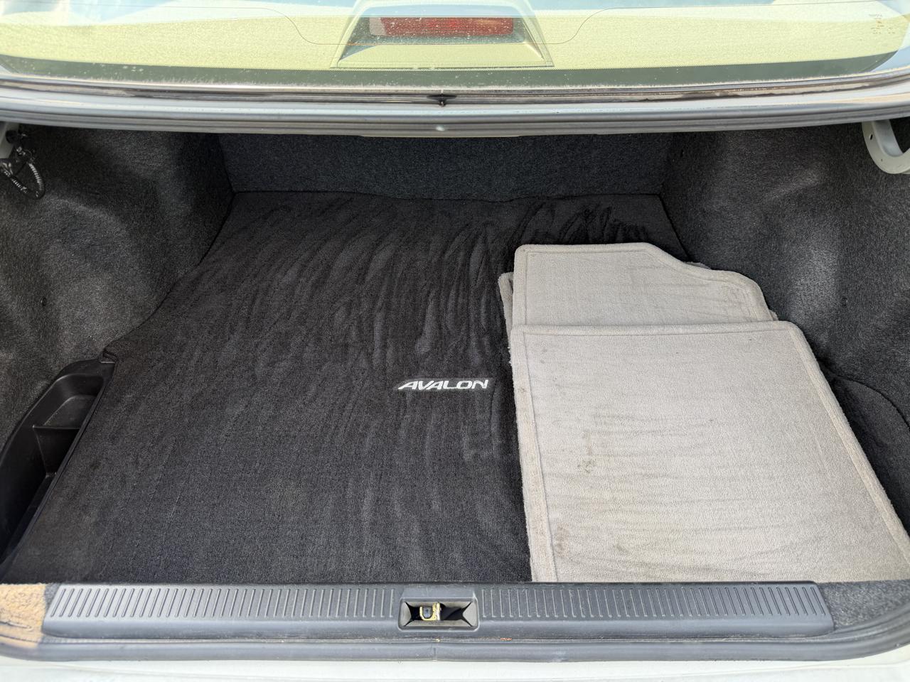 Toyota Avalon XL 1999