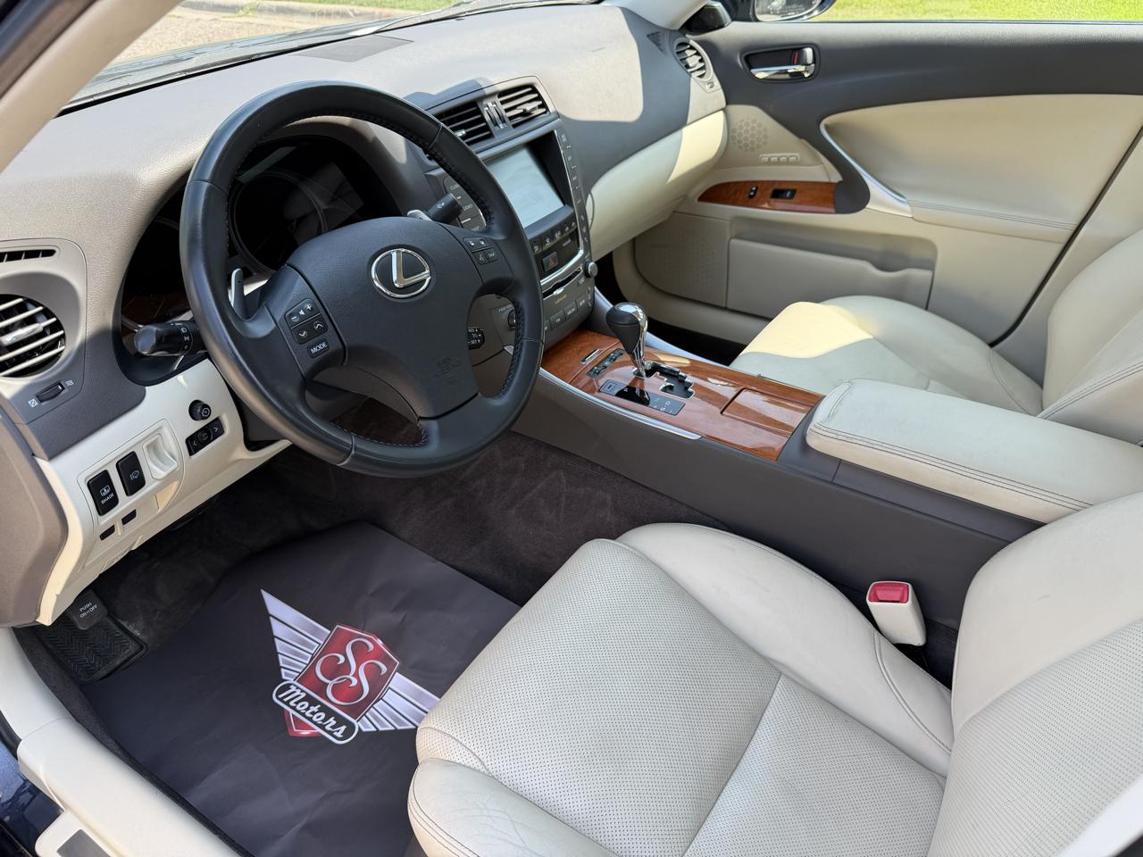 Lexus IS IS 250 AWD 6-Speed Sequential 2009