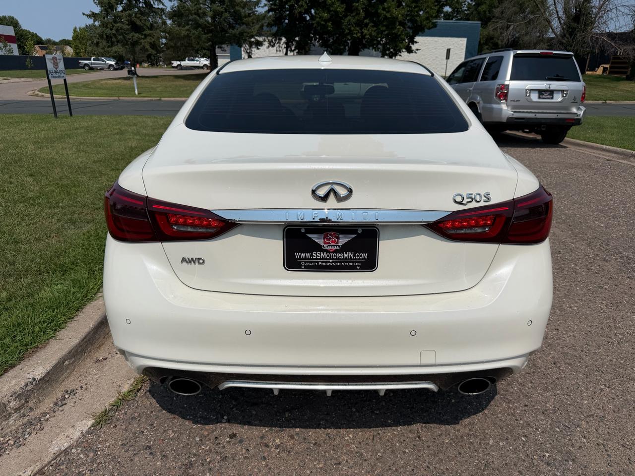 Infiniti Q50 3.0t LUXE AWD 2019