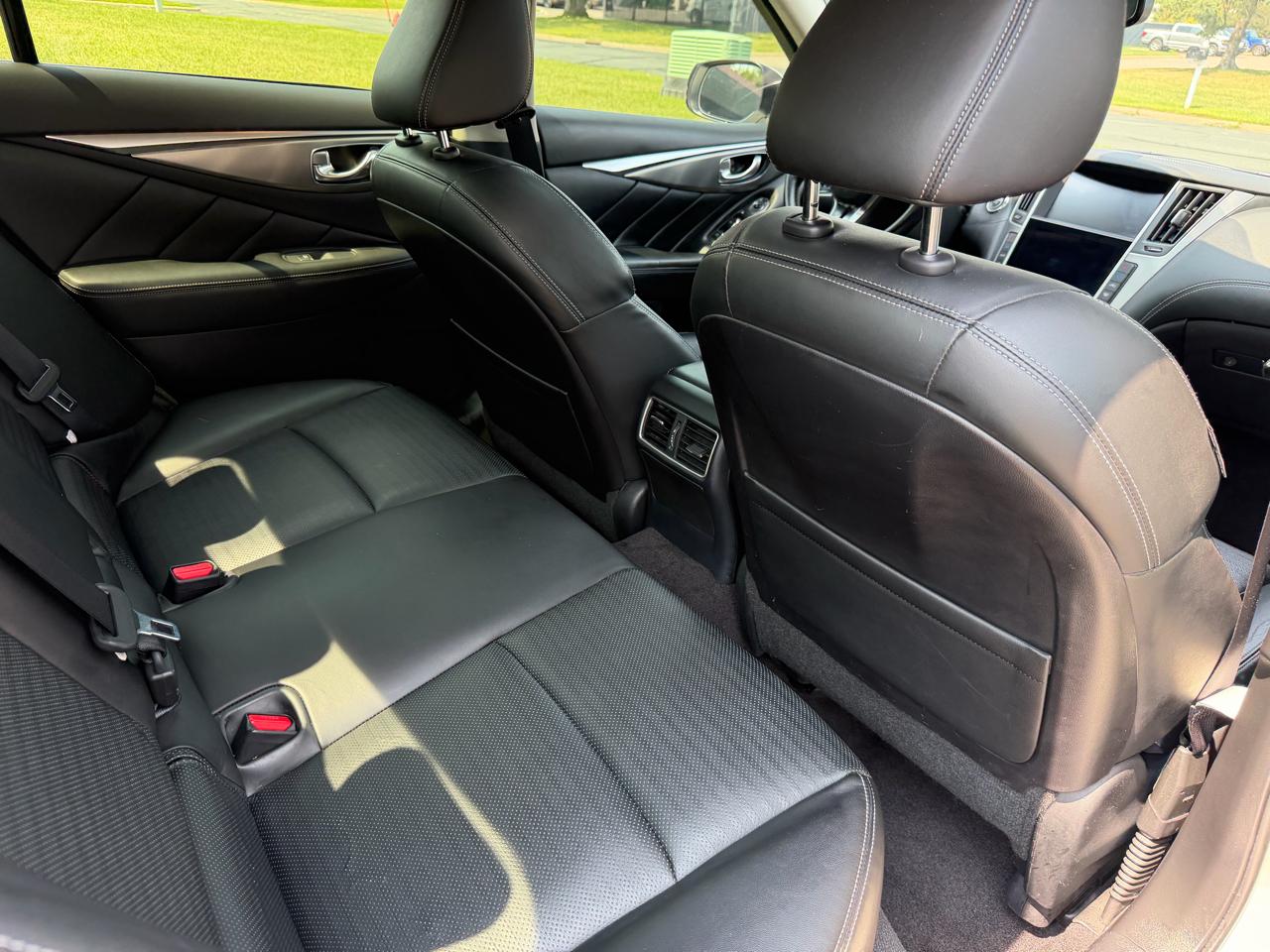 Infiniti Q50 3.0t LUXE AWD 2019
