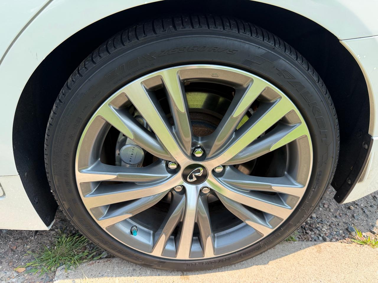 Infiniti Q50 3.0t LUXE AWD 2019