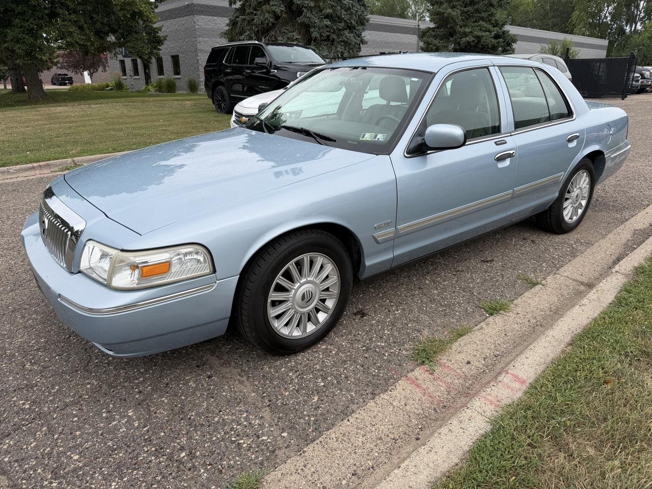 Mercury Grand Marquis LS 2010