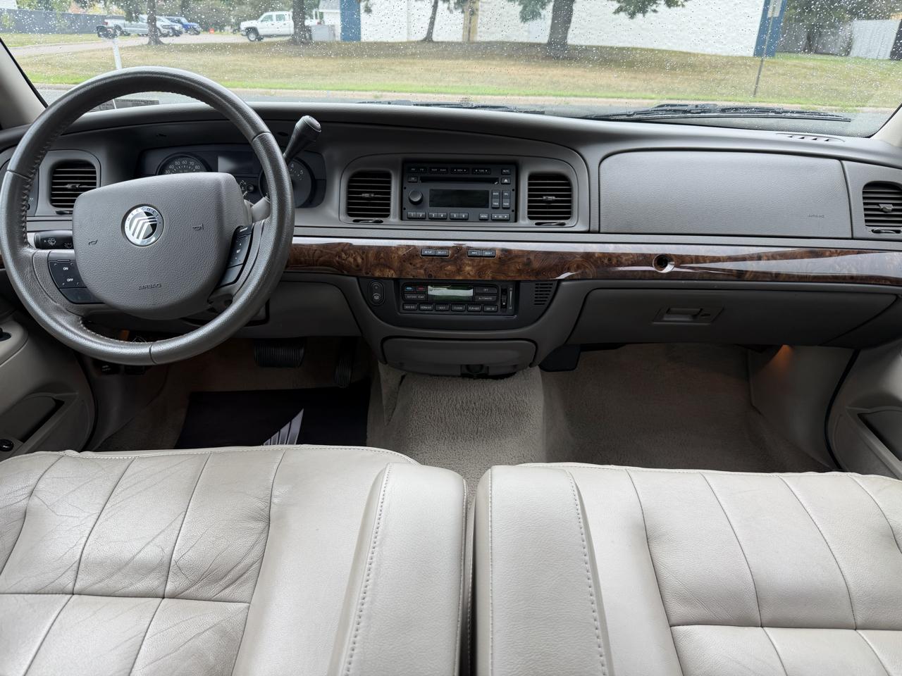 Mercury Grand Marquis LS 2010