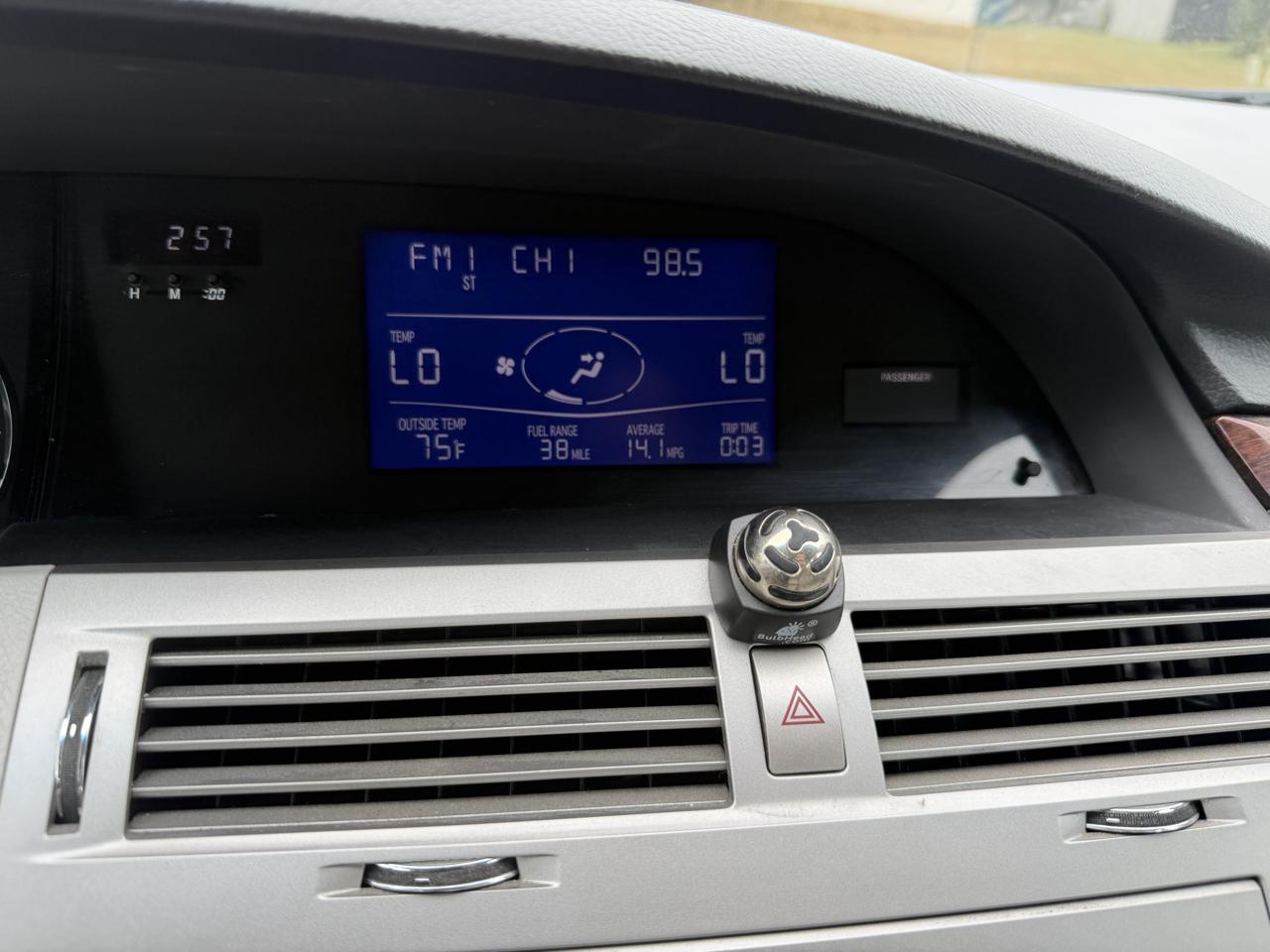Toyota Avalon XL 2009